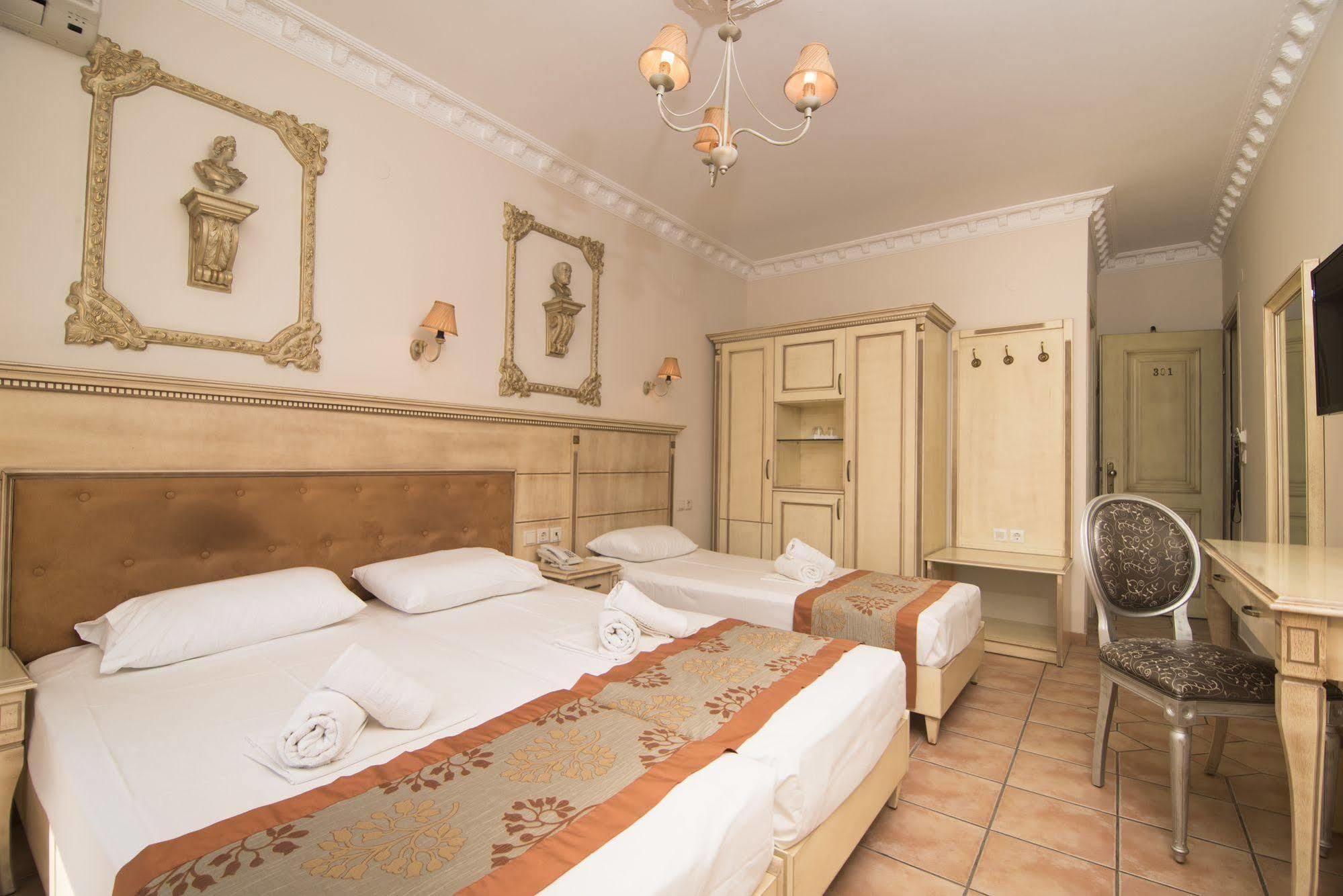 Parthenon Art Hotel Olympiakí Aktí 외부 사진